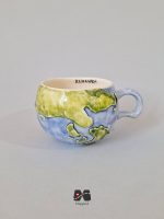 ماگ سرامیکی دست ساز طرح کره زمین مپگرد