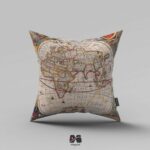 کوسن مخمل طرح نقشه جهان آنتیک شارپ