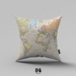 کوسن مخمل طرح نقشه جهان کرم