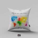 کوسن مخمل طرح نقشه جهان اسپلش