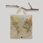 ساک خرید پارچه ای طرح نقشه جهان کرم مپگرد