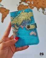 کاور پاسپورت و شناسنامه طرح نقشه جهان سبز آبی