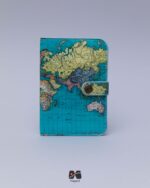 کاور پاسپورت و شناسنامه طرح نقشه جهان سبز آبی مپگرد