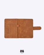 فضای داخلی کاور پاسپورت و شناسنامه مگنتی با جای کارت و سیم کارت عسلی