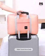 کاربرد کیف تاشو ضد آب همراه چمدان مپگرد