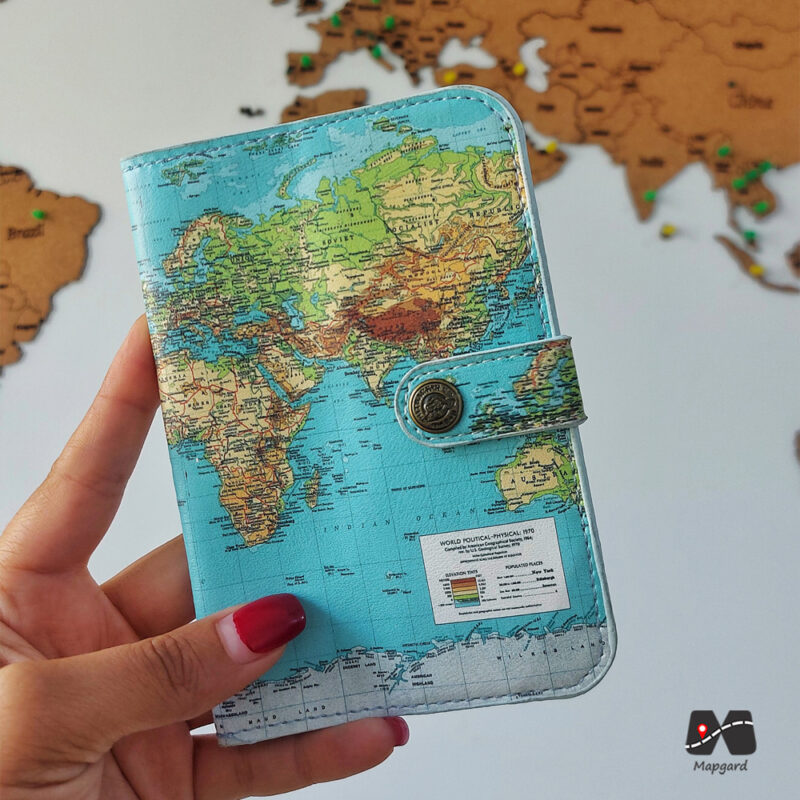 کاور پاسپورت و شناسنامه طرح نقشه جهان سبز
