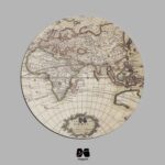 زیر لیوانی چوبی طرح نقشه جهان آنتیک