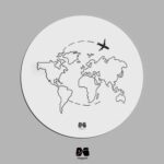 زیر لیوانی چوبی طرح نقشه جهان مینیمال هواپیما