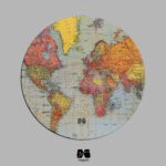 زیر لیوانی چوبی طرح نقشه جهان وینتیج