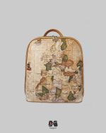 کوله پشتی چرم طرح نقشه جهان قدیمی مینیمال مپگرد