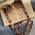 بند عینک گلیمی رنگی قهوه ای و سبز مپگرد