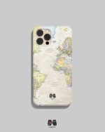 قاب موبایل طرح نقشه جهان کرم